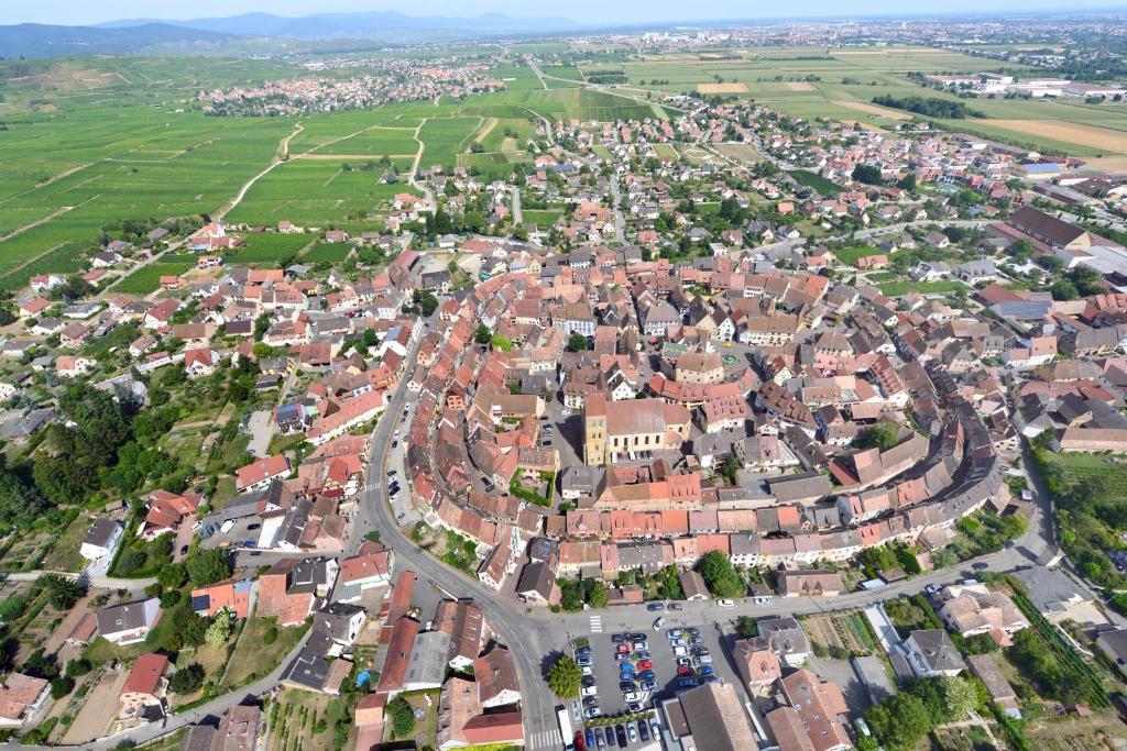 Hôtel Saint Hubert - Colmar Sud Eguisheim Buitenkant foto